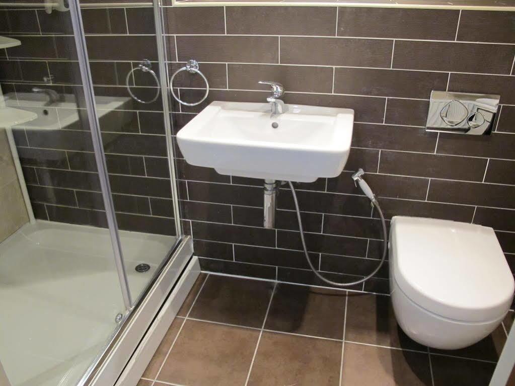 Churchill Two Bedroom Apartments With Free Parking And The Minster View York Eksteriør bilde